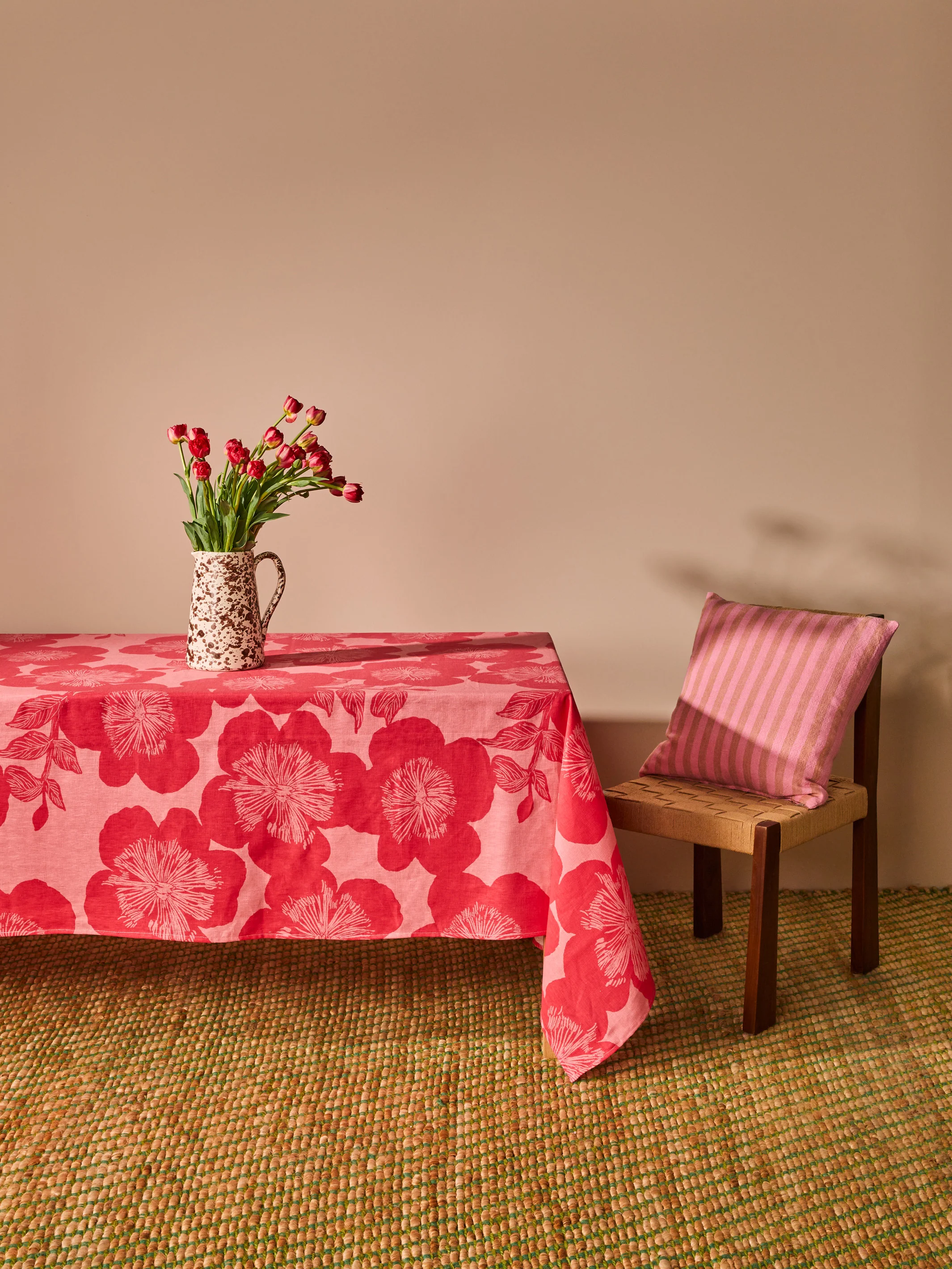 Jardin Pink Linen Tablecloth - Image 6