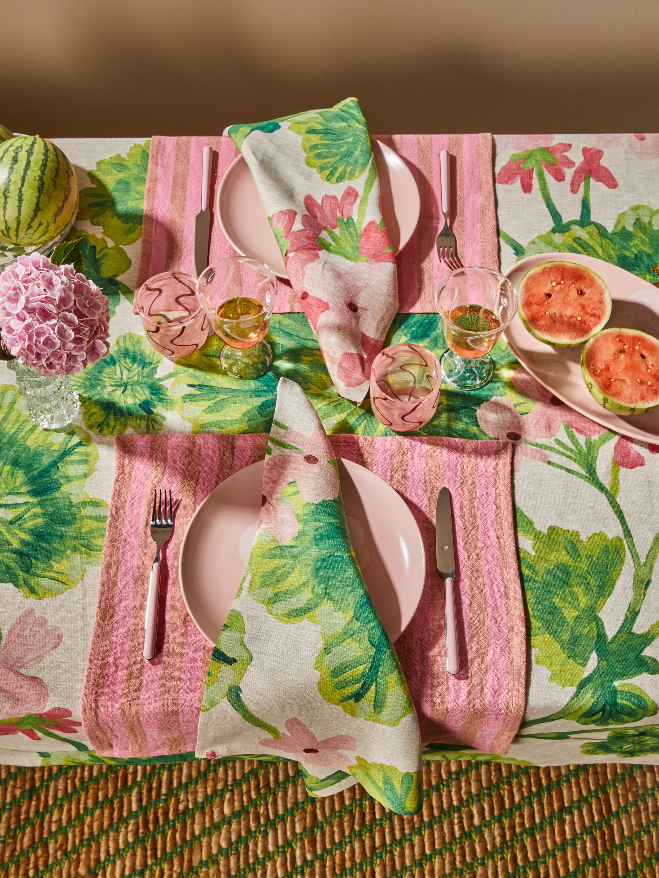 Jardin Pink Plate - Image 5