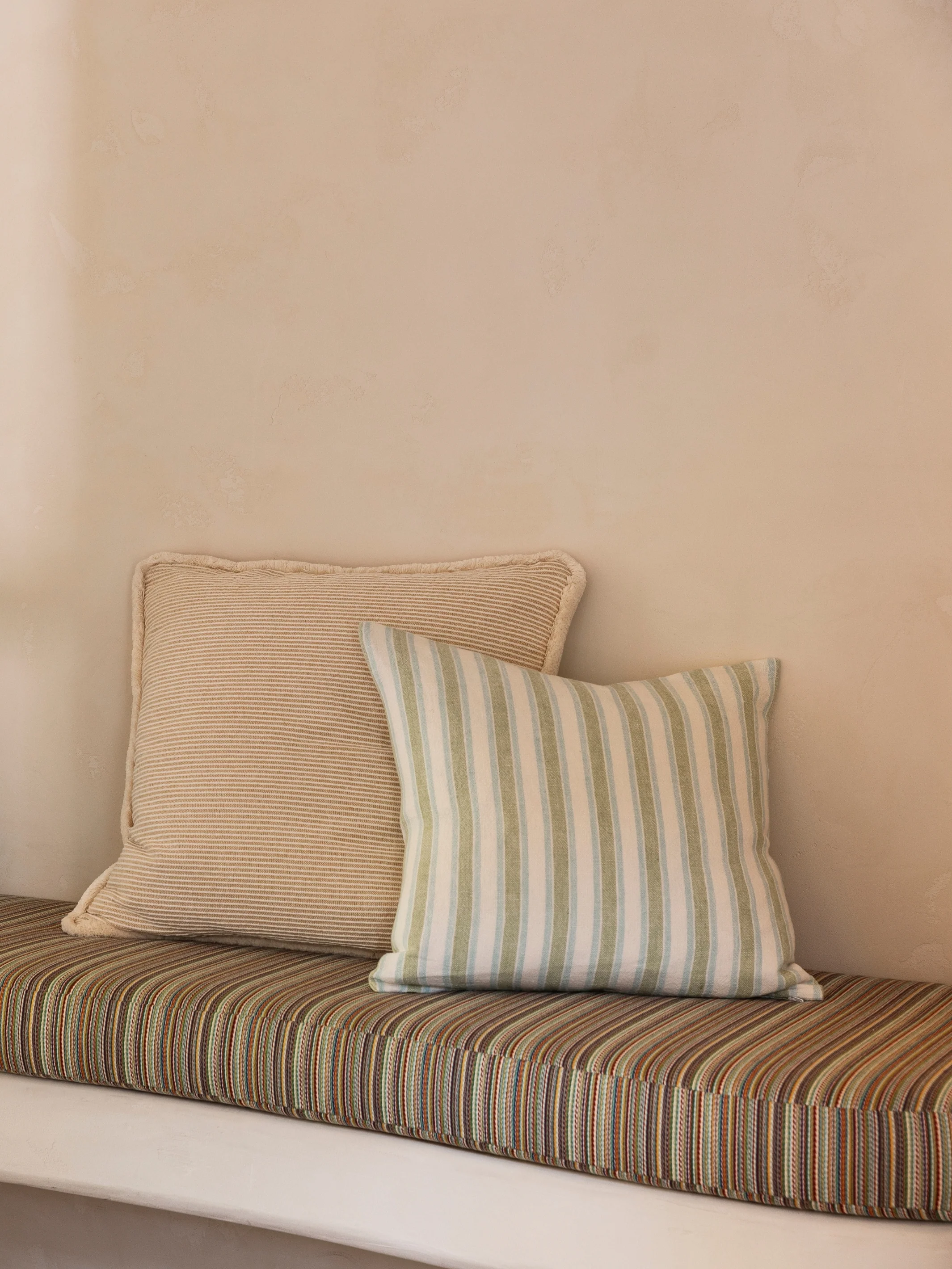 Linear Green Cushion - Image 4