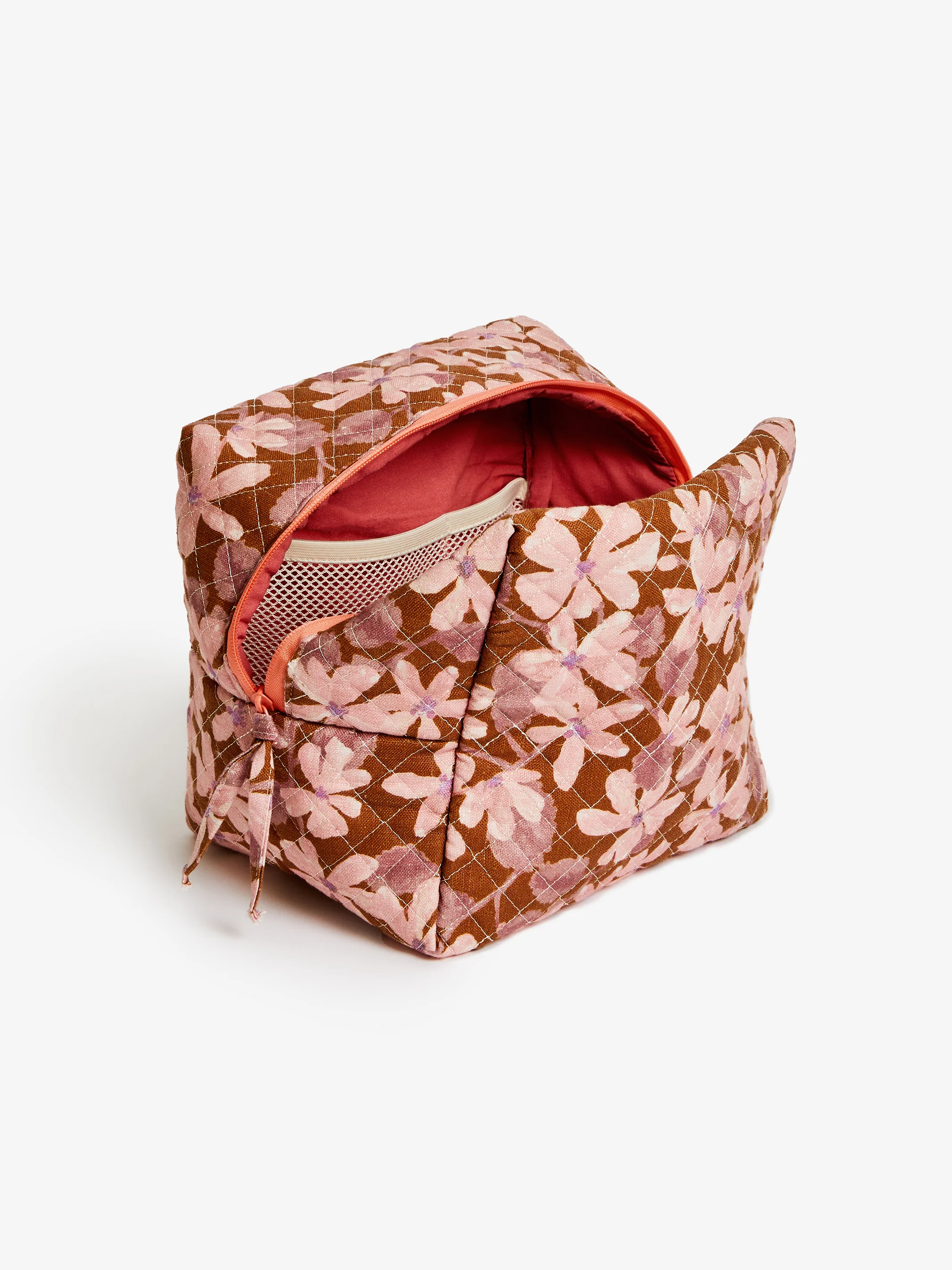 Violet Tan Large Toiletry Bag - Image 3